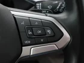 Volkswagen Multivan thumbnail 26