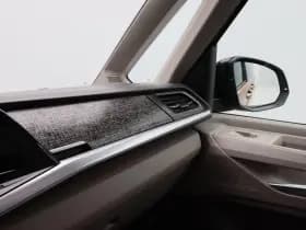 Volkswagen Multivan thumbnail 33