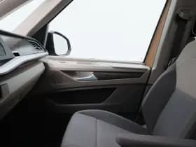 Volkswagen Multivan thumbnail 34