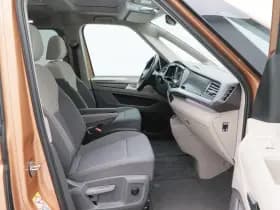 Volkswagen Multivan thumbnail 40