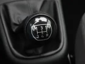 Volkswagen Up! thumbnail 21