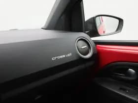 Volkswagen Up! thumbnail 25