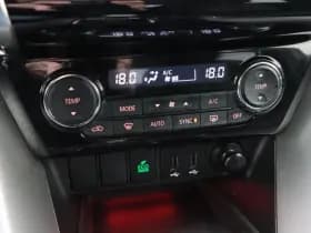 Mitsubishi Eclipse Cross thumbnail 24