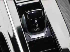 Volkswagen Golf thumbnail 28