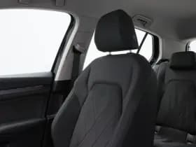 Volkswagen Golf thumbnail 31