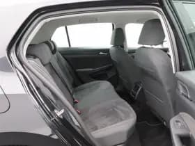 Volkswagen Golf thumbnail 34