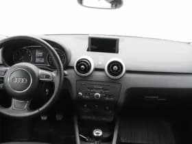 Audi A1 Sportback 1.2 TFSi Admired thumbnail 11