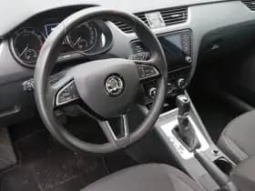 Skoda Octavia Combi 1.5 TSi 150 Pk Automaat Style thumbnail 3