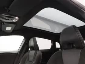 Volvo V40 thumbnail 19