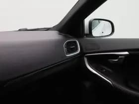 Volvo V40 thumbnail 28