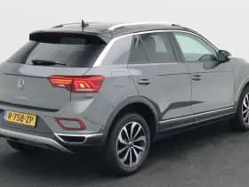 Volkswagen T-Roc 1.0 TSi 110 Pk Style thumbnail 2
