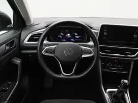 Volkswagen T-Roc thumbnail 32