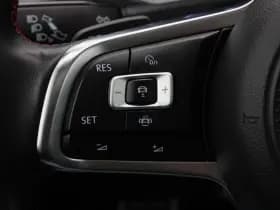 Volkswagen T-Roc thumbnail 23