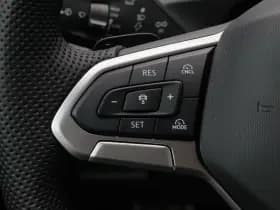 Volkswagen Tiguan thumbnail 26