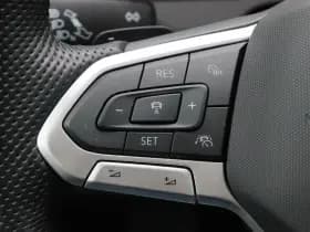 Volkswagen Passat thumbnail 25