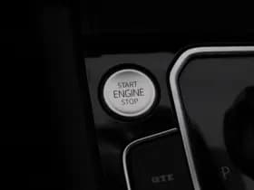 Volkswagen Passat thumbnail 32