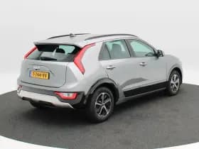 Kia Niro 1.6 GDi 141 Pk Hybrid DynamicLine thumbnail 2