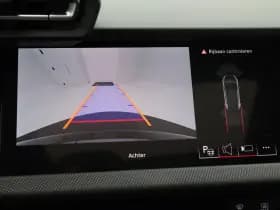 Audi A3 Sportback 45 TFSi e 245 Pk S-Line Competition thumbnail 10