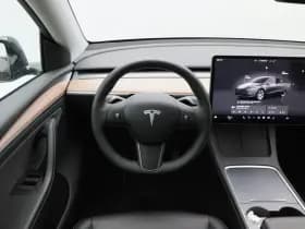 Tesla Model Y RWD 58 kWh 238 Pk thumbnail 11