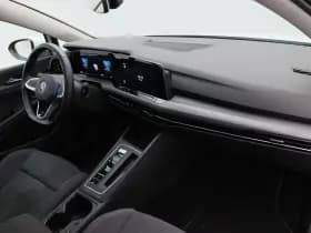 Volkswagen Golf thumbnail 32