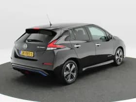 Nissan Leaf thumbnail 2