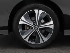 Nissan Leaf thumbnail 11