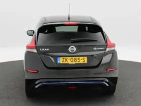 Nissan Leaf thumbnail 5