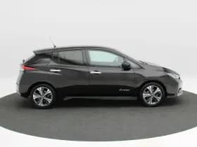 Nissan Leaf thumbnail 6