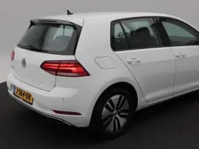 Volkswagen E-Golf thumbnail 15