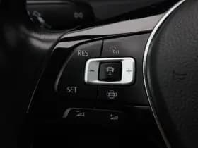 Volkswagen E-Golf thumbnail 21