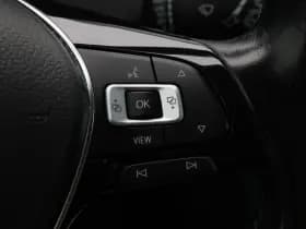 Volkswagen E-Golf thumbnail 22