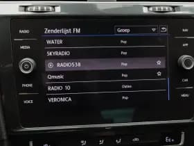 Volkswagen E-Golf thumbnail 24