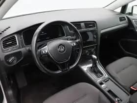 Volkswagen E-Golf thumbnail 4