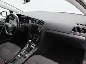 Volkswagen E-Golf thumbnail 36