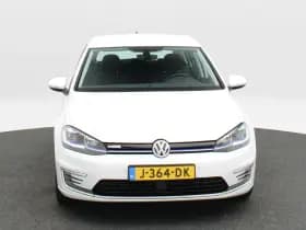 Volkswagen E-Golf thumbnail 5