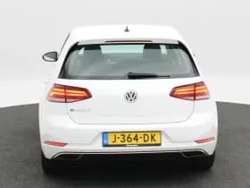 Volkswagen E-Golf thumbnail 6