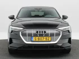 Audi e-tron thumbnail 4