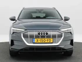 Audi e-tron thumbnail 4