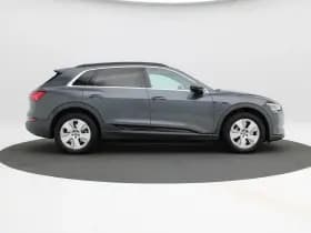 Audi e-tron thumbnail 6