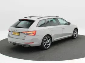 Skoda Superb thumbnail 2