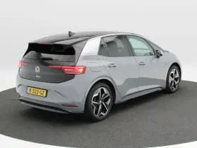 Volkswagen ID.3 thumbnail 2