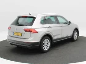 Volkswagen Tiguan thumbnail 2