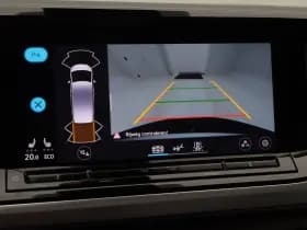 Volkswagen Multivan thumbnail 12