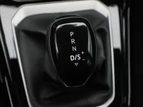 Volkswagen T-Roc thumbnail 13