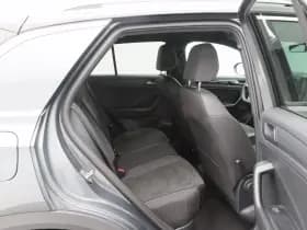 Volkswagen T-Roc thumbnail 18