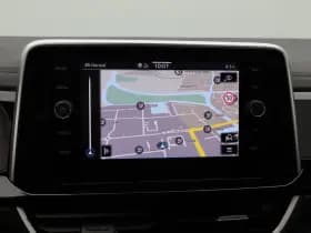 Volkswagen T-Roc thumbnail 10