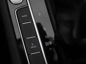 Volkswagen Passat thumbnail 14