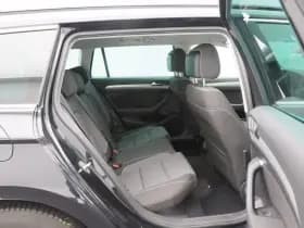 Volkswagen Passat thumbnail 17