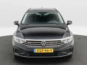Volkswagen Passat thumbnail 4