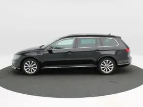 Volkswagen Passat thumbnail 7